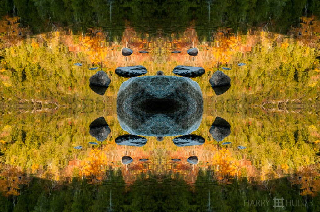 Aquatic rocks (Mandala-HH3_121017_0600-Edit)