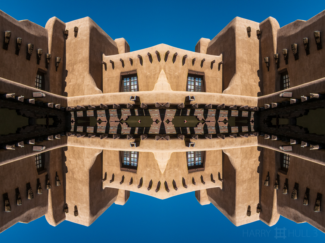 Southwest style. Photo of part of the New Mexico Museum of Art, Santa Fe, New Mexico.