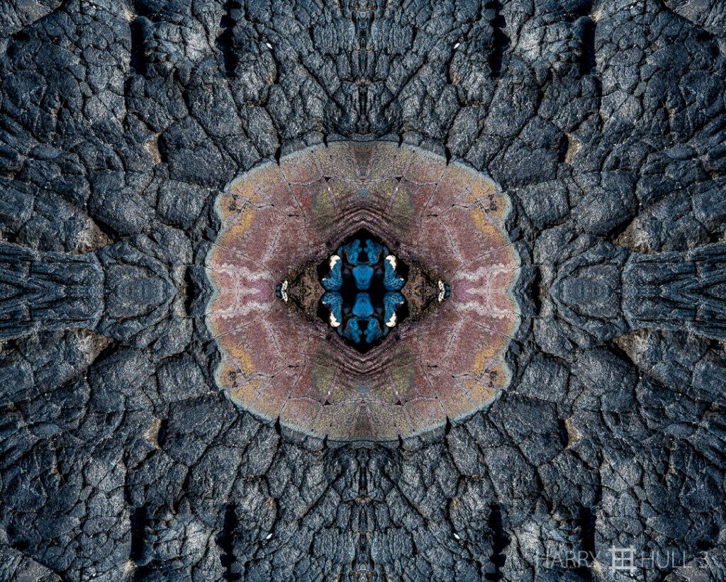The eye of Pele (Mandala-HH3-150324-5108F-Edit)